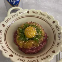 오랜만에 한우 투쁠 육회 200g 할인