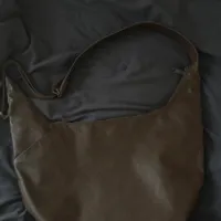 GU 빈티지or나일론 크로스바디 백 [실사 첨부]