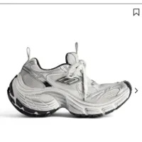 발렌시아가 공홈 10xl 프리오더