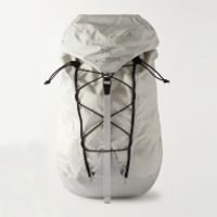 미스터포터 (MR PORTER) 아크테릭스 알파 SL 23