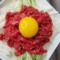 화려한우 1++ 육회 200g x 2팩 (네멤)